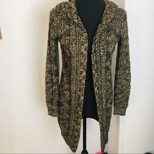 Forever 21 sweater small